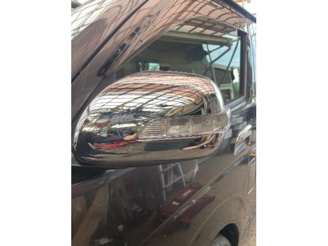 トヨタ　レジアスエースバン　ウインカー・ウェルカムライト付きドアミラー交換、リアミラーカバー取付　KDH201V　岡山市東区