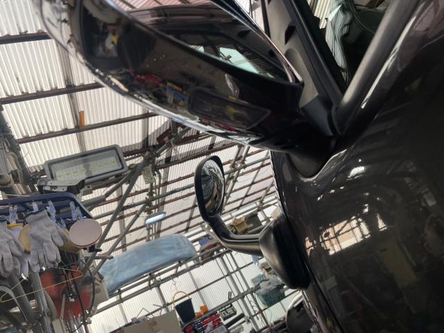 トヨタ　レジアスエースバン　ウインカー・ウェルカムライト付きドアミラー交換、リアミラーカバー取付　KDH201V　岡山市東区