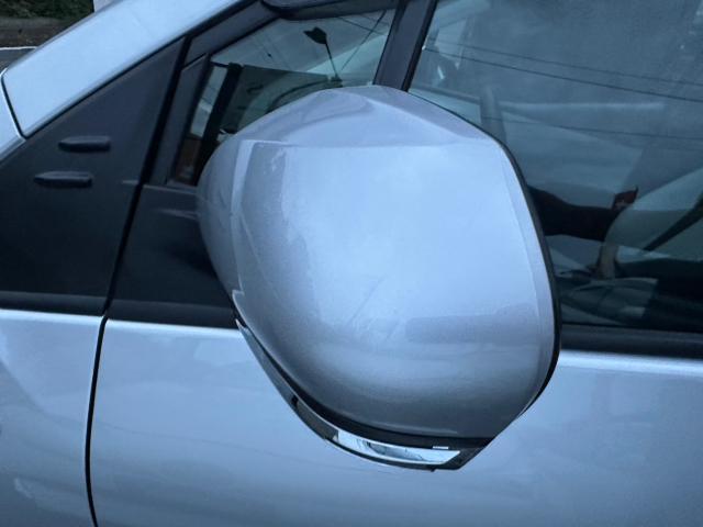 トヨタ　50系プリウス 　助手席ドアミラーカバー交換　ZVW55　岡山市東区