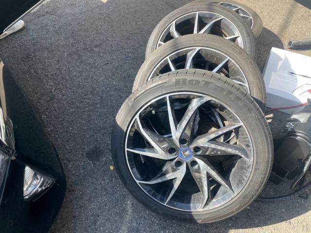 トヨタ 50系プリウス モデリスタ17inホイール交換 タイヤ交換 トヨタ 50系プリウス モデリスタ17inホイール交換 タイヤ交換
