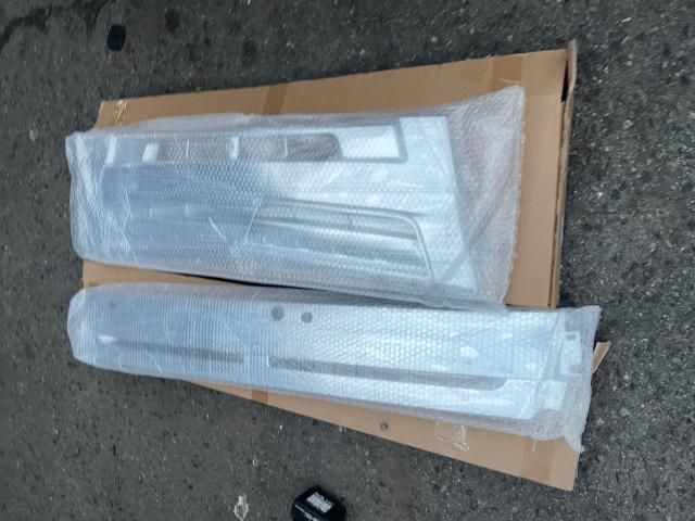 三菱ふそう　キャンター　メッキパネル　メッキグリル　交換　FBA30　岡山市東区