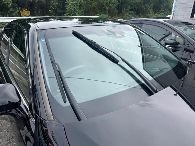 トヨタ クラウンアスリートHV フロントエンブレムリペア　スモークプロテクションフィルム施工　納車前点検　