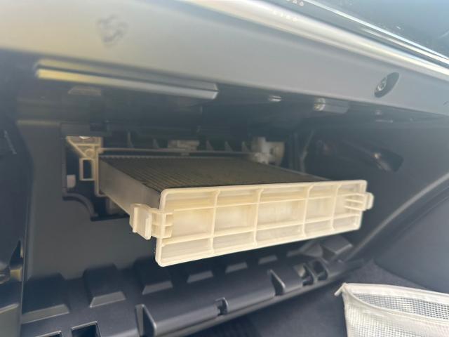 トヨタ クラウンアスリートHV フロントエンブレムリペア　スモークプロテクションフィルム施工　納車前点検　