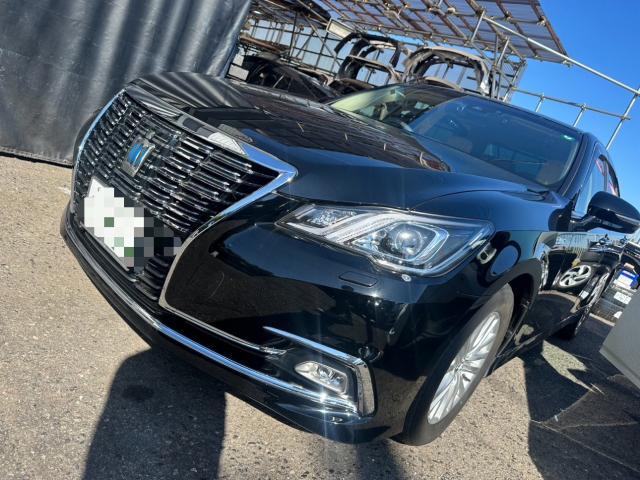 トヨタ　クラウンハイブリッド　モデリスタエアロ取付　社外コンビステアリング取替　　AWS210　岡山市東区