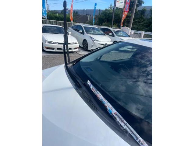 トヨタ　50系プリウス 　納車前点検　AIR字光式ナンバー灯 取付　フロントタイヤ2本 交換　ZVW51　岡山市東区