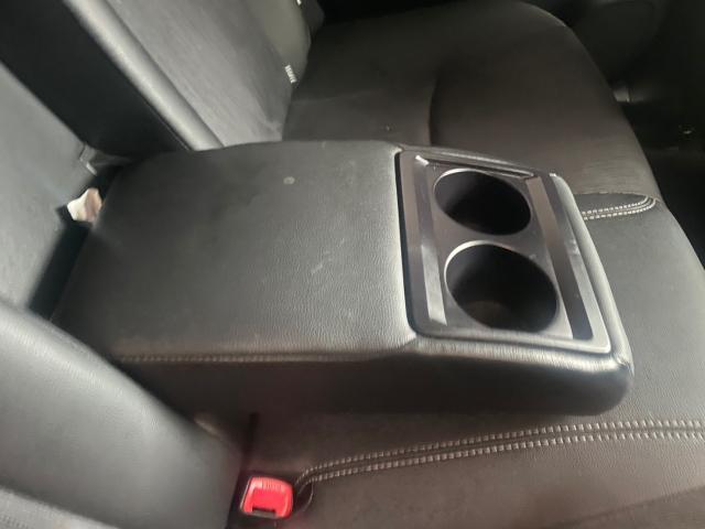 トヨタ　30系プリウス　シートカバー取付　フォグランプ イエロー　交換　ZVW30　岡山市東区