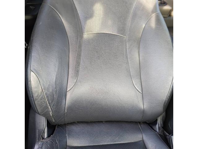 トヨタ　50系プリウス　本革シートリペア　ZVW51　岡山市東区