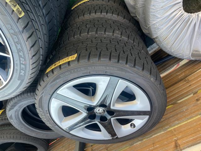 トヨタ　50系プリウス 　15インチホイール→17インチツーリングホイール交換　ZVW55　岡山市東区