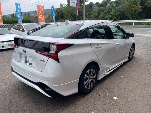 トヨタ　50系プリウス 　15inホイール→18inホイール　交換　ZVW51　岡山市東区