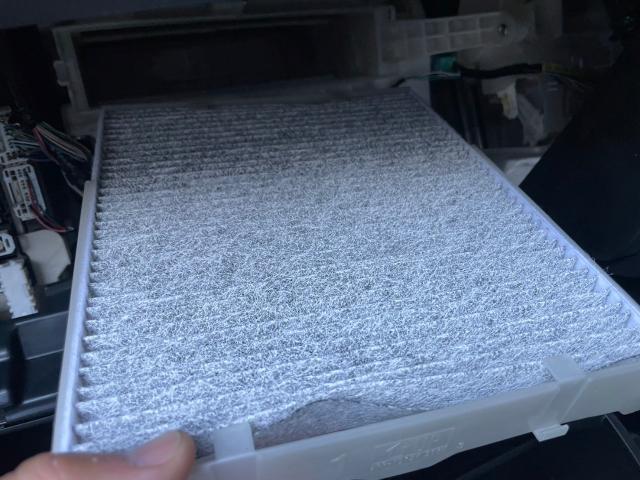 トヨタ　50系プリウス 　ワイパーゴム、エアコンフィルター　交換　ZVW51　岡山市東区