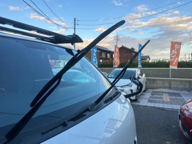 トヨタ　ハイエースバン　納車点検、リアウィンカーLEDバルブ交換、純正流用 ハイラックス純正ホイール取付　GDH201V　岡山市東区