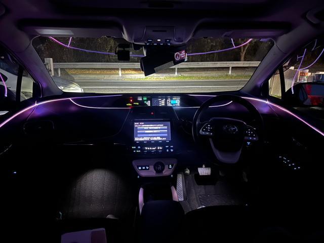 トヨタ 50系プリウス　アンビエントライト  取付 ZVW51　岡山市東区