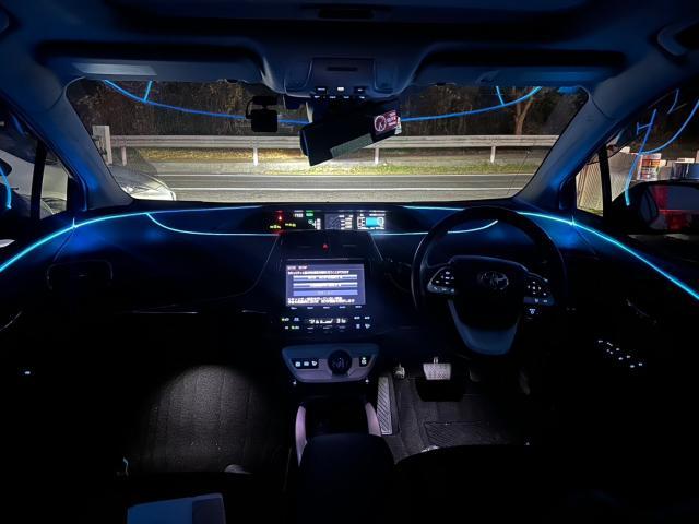 トヨタ 50系プリウス　アンビエントライト  取付 ZVW51　岡山市東区