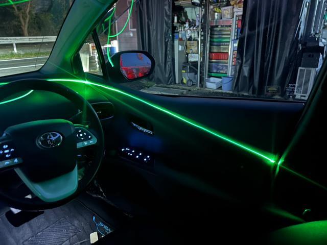 トヨタ 50系プリウス　アンビエントライト  取付 ZVW51　岡山市東区