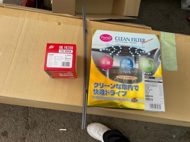 トヨタ　50プリウス　納車前点検　補機バッテリー交換　ZVW55　岡山市東区