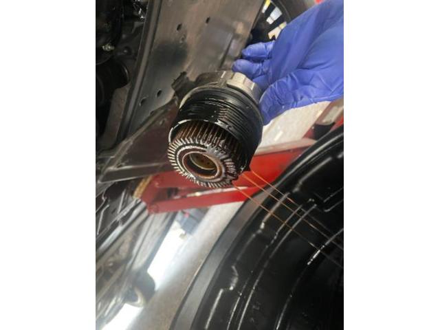 トヨタ　50プリウス　納車前点検　補機バッテリー交換　ZVW55　岡山市東区