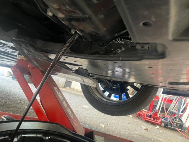 トヨタ　50プリウス　納車前点検　補機バッテリー交換　ZVW55　岡山市東区