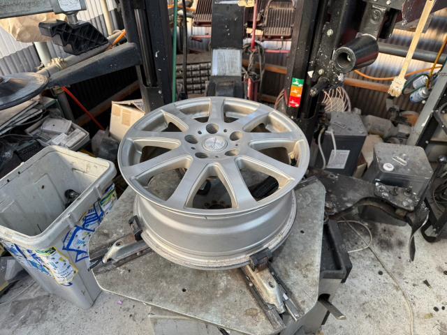 ホンダ　ステップワゴンスパーダ　ホイール持ち込み　スタッドレスタイヤ 脱着 組替え 交換　RP8　岡山市東区