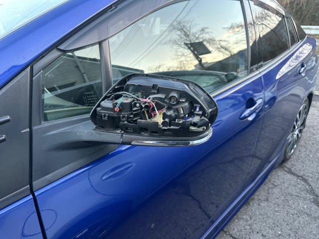 トヨタ　50プリウス　ドアミラーカバー　交換　ZVW55　岡山市東区