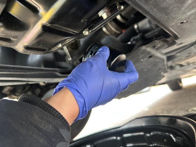 トヨタ　50系プリウス　オイル、エレメント 　交換　ZVW51　岡山市東区