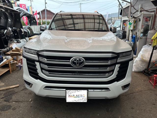 トヨタ　ランドクルーザー300系　モデリスタエアロキット取付、モデリスタフェンダーガーニッシュ取付、モデリスタマフラーカッター取付、モデリスタリアスポイラー取付　FJA300W　岡山市東区