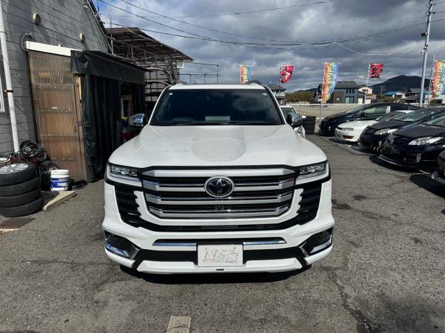 トヨタ　ランドクルーザー300系　モデリスタエアロキット取付、モデリスタフェンダーガーニッシュ取付、モデリスタマフラーカッター取付、モデリスタリアスポイラー取付　FJA300W　岡山市東区