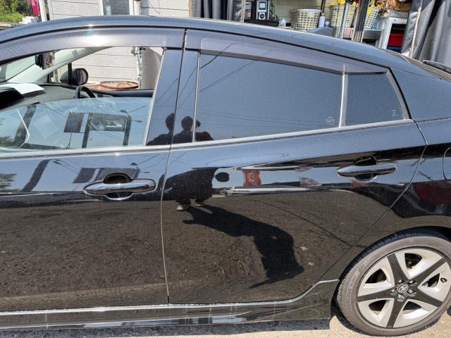 トヨタ　50プリウス 　モデリスタメッキガーニッシュ多数取り付け　ZVW51　岡山市東区