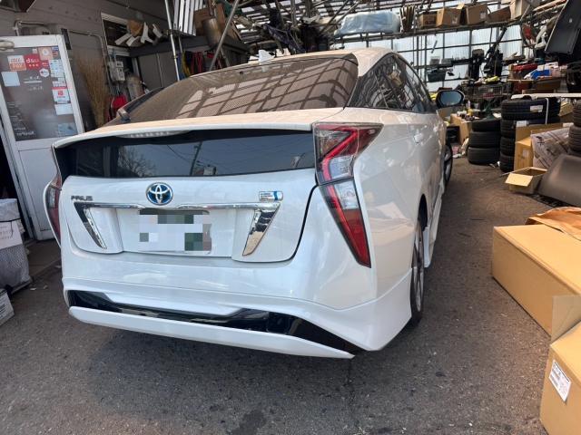 トヨタ　50プリウス 　モデリスタエアロ交換、ホイール交換　18インチホイール取り付け　ZVW50　岡山市東区