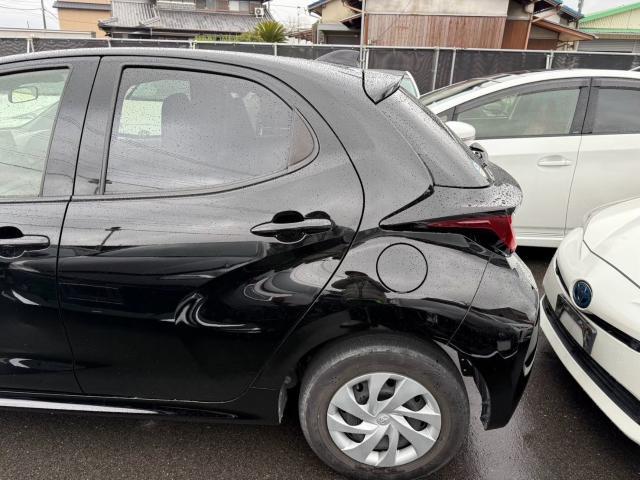 トヨタ　ヤリス　リアドア左右　バックドア　リペア　KSP210　岡山市東区