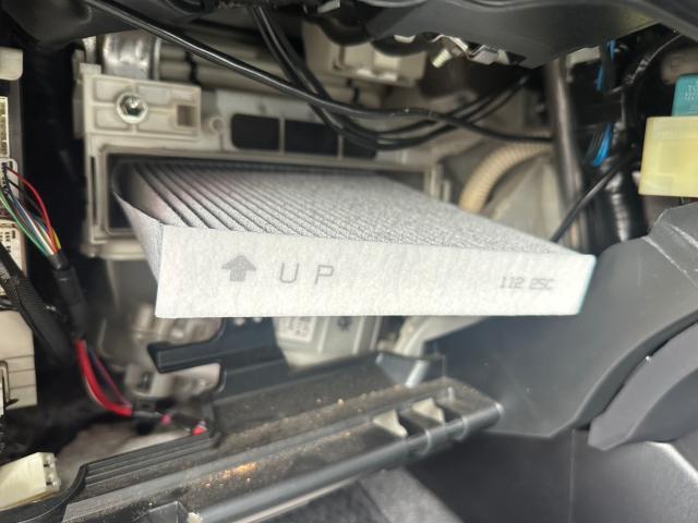 トヨタ　30プリウス 　納車前点検　スタビリンク左右 交換　ZVW30【岡山県岡山市　東区・中区・北区・赤磐市・瀬戸内市で持込でのタイヤ交換・ドライブレコーダー・ナビ等のパーツ取付・カスタムの事ならエヌアンドエスオートへお任せ】下さい！】