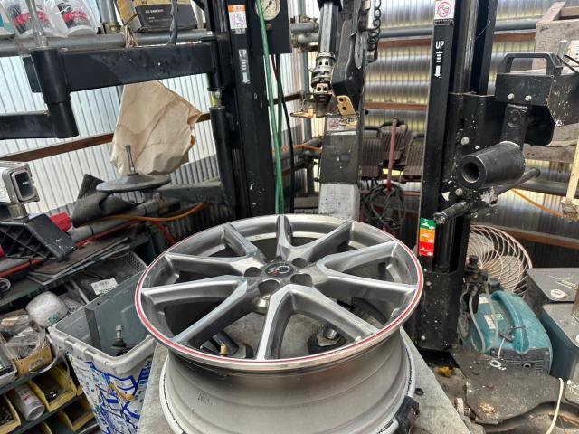 トヨタ　30プリウス　スタビリンク左右交換　タイヤ交換4本　ZVW30【岡山県岡山市　東区・中区・北区・赤磐市・瀬戸内市で持込でのタイヤ交換・ドライブレコーダー・ナビ等のパーツ取付・カスタムの事ならエヌアンドエスオートへお任せ】下さい！】