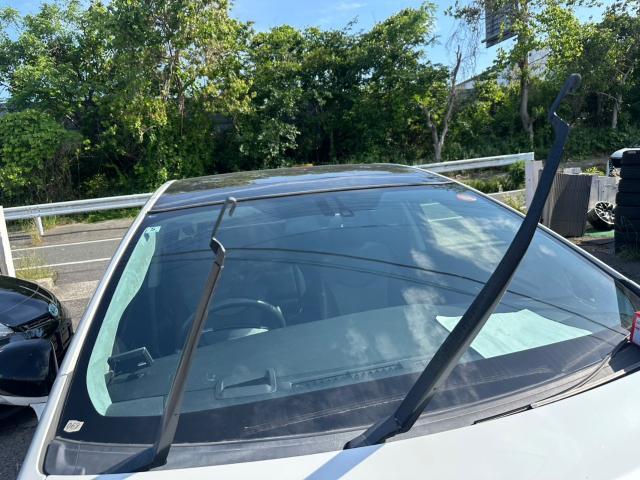 トヨタ　30プリウス　納車前点検　ZVW30【岡山県岡山市　東区・中区・北区・赤磐市・瀬戸内市で持込でのタイヤ交換・ドライブレコーダー・ナビ等のパーツ取付・カスタムの事ならエヌアンドエスオートへお任せ】下さい！】