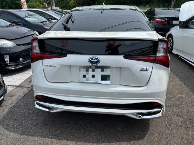 トヨタ　50プリウス 　モデリスタエアロ　交換　ZVW51【岡山県岡山市　東区・中区・北区・赤磐市・瀬戸内市で持込でのタイヤ交換・ドライブレコーダー・ナビ等のパーツ取付・カスタムの事ならエヌアンドエスオートへお任せ】下さい！】