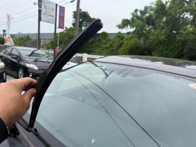 トヨタ　30プリウス　納車前点検　ZVW30【岡山県岡山市　東区・中区・北区・赤磐市・瀬戸内市で持込でのタイヤ交換・ドライブレコーダー・ナビ等のパーツ取付・カスタムの事ならエヌアンドエスオートへお任せ】下さい！】