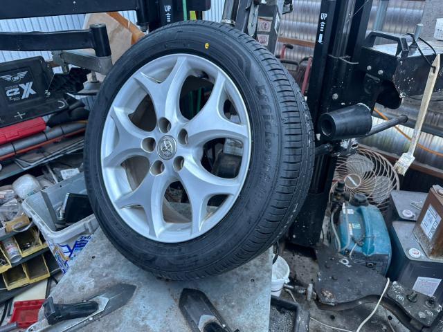 トヨタ　エスティマ　タイヤ交換 4本　ACR50W【岡山県岡山市　東区・中区・北区・赤磐市・瀬戸内市で持込でのタイヤ交換・ドライブレコーダー・ナビ等のパーツ取付・カスタムの事ならエヌアンドエスオートへお任せ】下さい！】