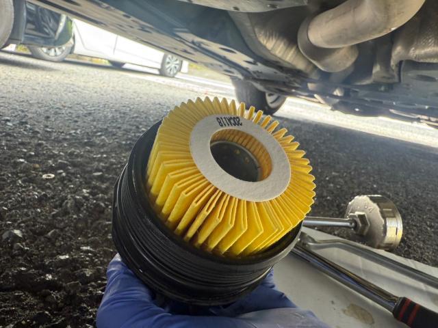 トヨタ　クラウンハイブリッド　納車前点検　AWS210【岡山県岡山市　東区・中区・北区・赤磐市・瀬戸内市で持込でのタイヤ交換・ドライブレコーダー・ナビ等のパーツ取付・カスタムの事ならエヌアンドエスオートへお任せ】下さい！】