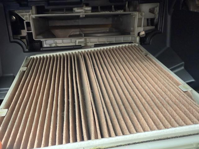 トヨタ　クラウンハイブリッド　納車前点検　AWS210【岡山県岡山市　東区・中区・北区・赤磐市・瀬戸内市で持込でのタイヤ交換・ドライブレコーダー・ナビ等のパーツ取付・カスタムの事ならエヌアンドエスオートへお任せ】下さい！】