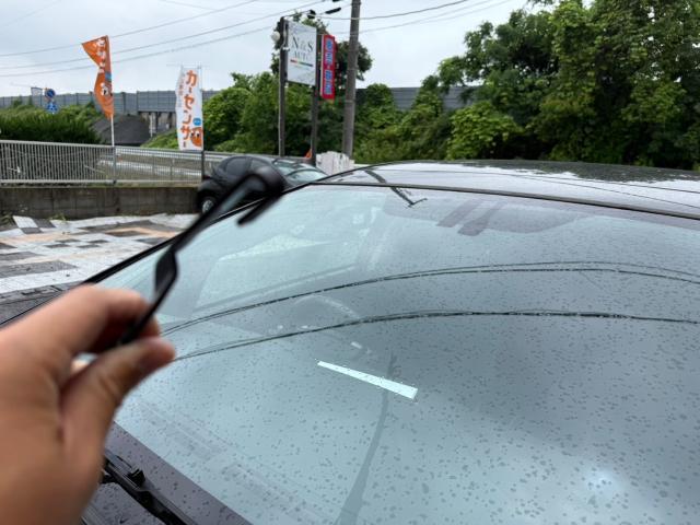 トヨタ　30プリウス　納車前点検　ZVW30【岡山県岡山市　東区・中区・北区・赤磐市・瀬戸内市で持込でのタイヤ交換・ドライブレコーダー・ナビ等のパーツ取付・カスタムの事ならエヌアンドエスオートへお任せ】下さい！】