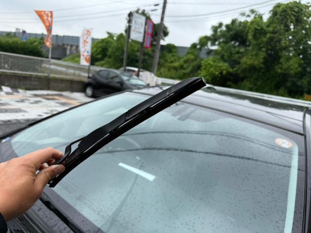 トヨタ　30プリウス　納車前点検　ZVW30【岡山県岡山市　東区・中区・北区・赤磐市・瀬戸内市で持込でのタイヤ交換・ドライブレコーダー・ナビ等のパーツ取付・カスタムの事ならエヌアンドエスオートへお任せ】下さい！】