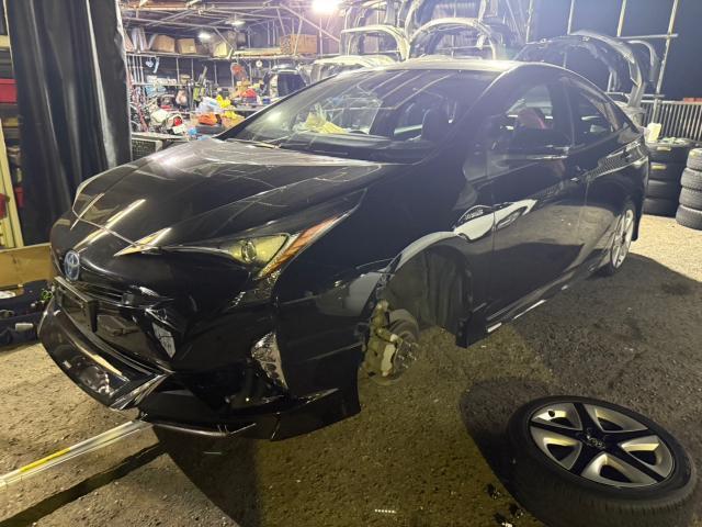 トヨタ　50プリウス　17inツーリングアルミホイール　交換　ZVW51【岡山県岡山市　東区・中区・北区・赤磐市・瀬戸内市で持込でのタイヤ交換・ドライブレコーダー・ナビ等のパーツ取付・カスタムの事ならエヌアンドエスオートへお任せ】下さい！】