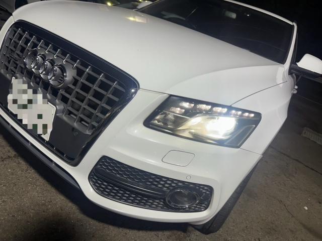 アウディ　Ｑ５　ライト・ウィンカー類交換　8RCDNF【岡山県岡山市　東区・中区・北区・赤磐市・瀬戸内市で持込でのタイヤ交換・ドライブレコーダー・ナビ等のパーツ取付・カスタムの事ならエヌアンドエスオートへお任せ】下さい！】