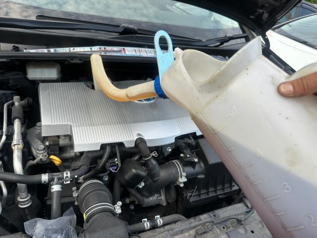 トヨタ　50プリウス　納車前点検　ZVW55【岡山県岡山市　東区・中区・北区・赤磐市・瀬戸内市で持込でのタイヤ交換・ドライブレコーダー・ナビ等のパーツ取付・カスタムの事ならエヌアンドエスオートへお任せ】下さい！】