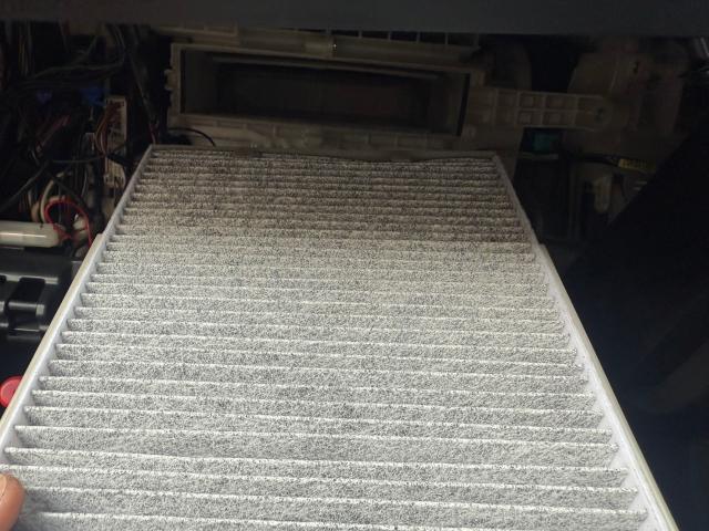 トヨタ　50プリウス　納車前点検　ZVW51【岡山県岡山市　東区・中区・北区・赤磐市・瀬戸内市で持込でのタイヤ交換・ドライブレコーダー・ナビ等のパーツ取付・カスタムの事ならエヌアンドエスオートへお任せ】下さい！】