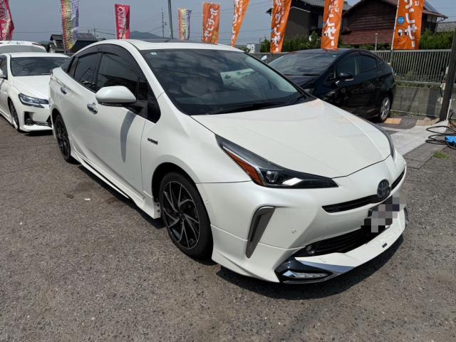 トヨタ　50プリウス 　15in→17inへ組替え　交換　ZVW51【岡山県岡山市　東区・中区・北区・赤磐市・瀬戸内市で持込でのタイヤ交換・ドライブレコーダー・ナビ等のパーツ取付・カスタムの事ならエヌアンドエスオートへお任せ】下さい！】