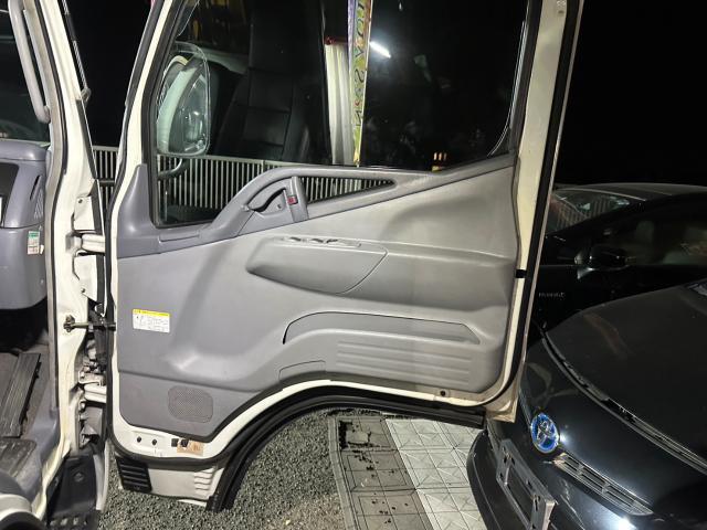 三菱ふそう　キャンター　電装系　部品交換　FE70EB【岡山県岡山市　東区・中区・北区・赤磐市・瀬戸内市で持込でのタイヤ交換・ドライブレコーダー・ナビ等のパーツ取付・カスタムの事ならエヌアンドエスオートへお任せ】下さい！】