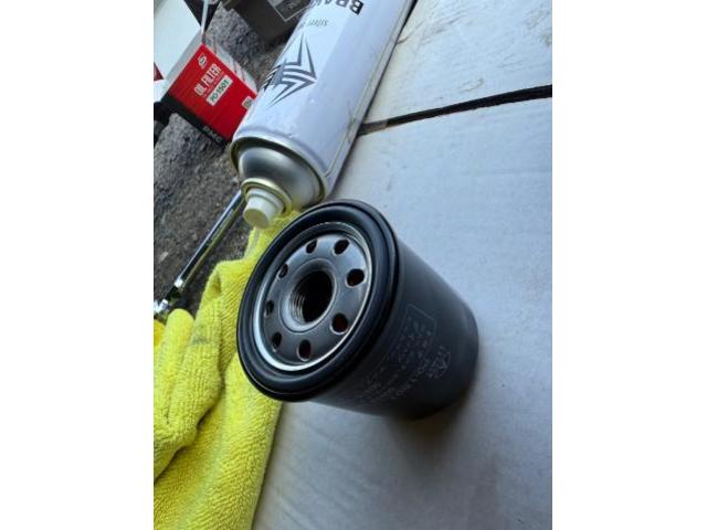 トヨタ　シエンタ　オイル　エレメント　交換　NHP170G【岡山県岡山市　東区・中区・北区・赤磐市・瀬戸内市で持込でのタイヤ交換・ドライブレコーダー・ナビ等のパーツ取付・カスタムの事ならエヌアンドエスオートへお任せ】下さい！】