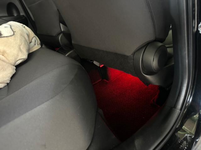 トヨタ　カローラクロス　RGB8色切替フットライト取付　ZSG10【岡山県岡山市　東区・中区・北区・赤磐市・瀬戸内市で持込でのタイヤ交換・ドライブレコーダー・ナビ等のパーツ取付・カスタムの事ならエヌアンドエスオートへお任せ】下さい！】