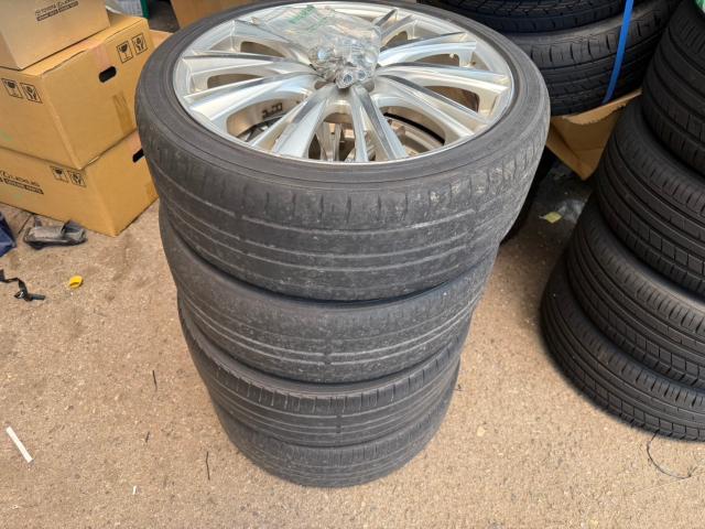 トヨタ　50プリウス 　タイヤ 4本　交換　ZVW51【岡山県岡山市　東区・中区・北区・赤磐市・瀬戸内市で持込でのタイヤ交換・ドライブレコーダー・ナビ等のパーツ取付・カスタムの事ならエヌアンドエスオートへお任せ下さい！】