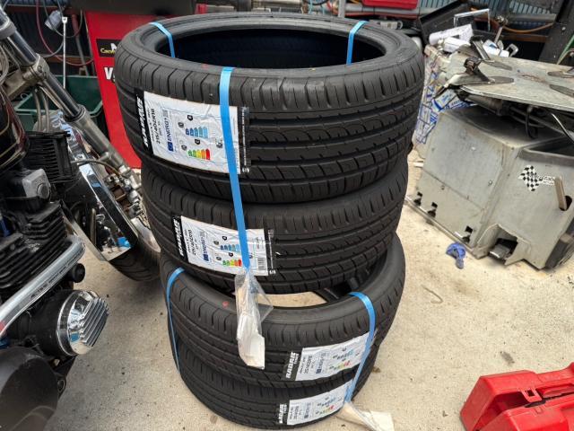 トヨタ　50プリウス 　タイヤ 4本　交換　ZVW51【岡山県岡山市　東区・中区・北区・赤磐市・瀬戸内市で持込でのタイヤ交換・ドライブレコーダー・ナビ等のパーツ取付・カスタムの事ならエヌアンドエスオートへお任せ下さい！】