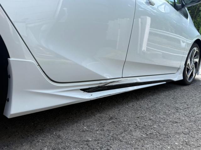 トヨタ　50プリウス 　モデリスタエアロ　バンパー　交換　ZVW51【岡山県岡山市　東区・中区・北区・赤磐市・瀬戸内市で持込でのタイヤ交換・ドライブレコーダー・ナビ等のパーツ取付・カスタムの事ならエヌアンドエスオートへお任せ】下さい！】